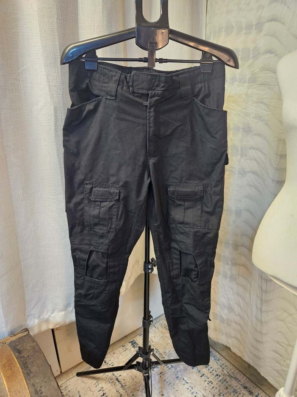 TACTICAL PANTS Tactical Pants Size 34/32 Black Ripstop Cargo Work